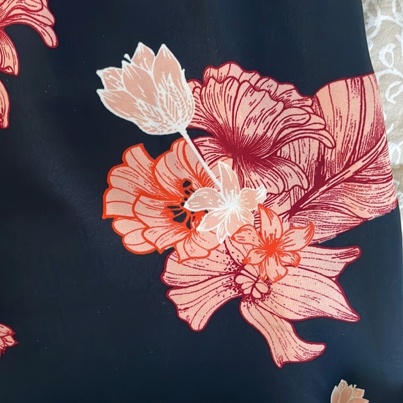 H&M Navy Floral Romper - Picture 5 of 7